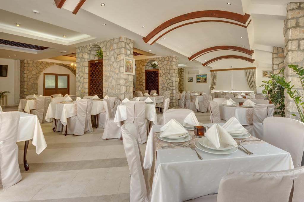 Hotel Akapulco Sutomore Dış mekan fotoğraf